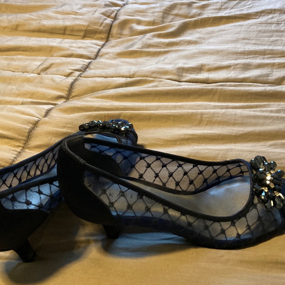 Beautiful Karen Scott pump